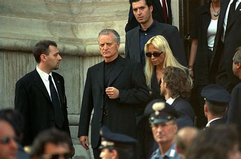 gianni versace funerale|gianni versace funeral pictures.